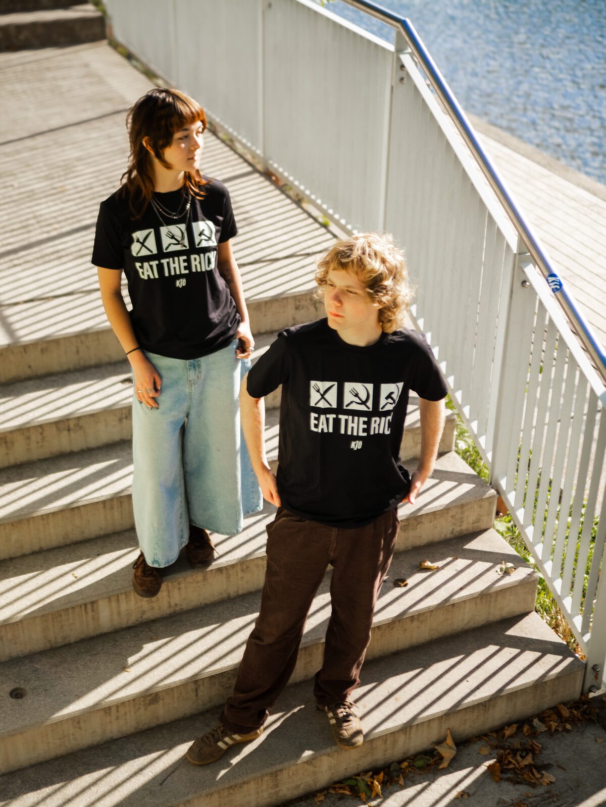 "EAT THE RICH" T-Shirt – Ansicht 4